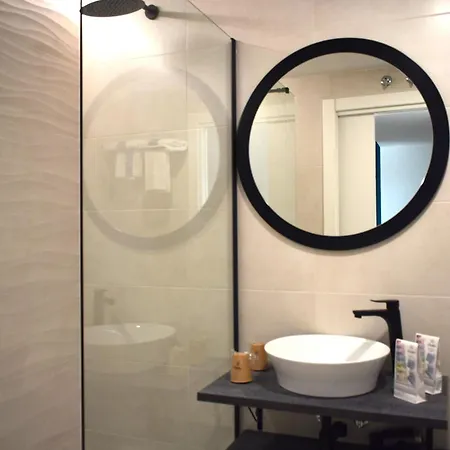 Hotel Pachico La Guardia